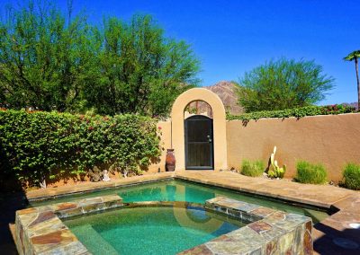 swimming pool builders cave creek